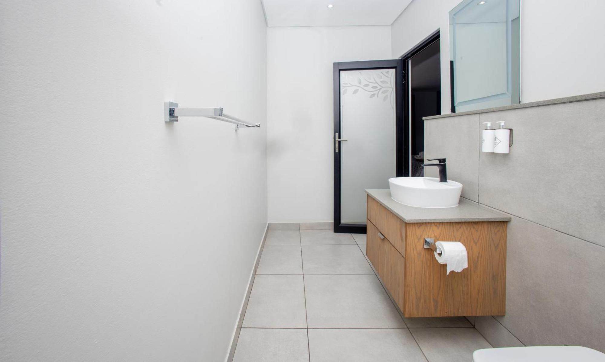 Coral Wood Self Catering Suites And B&B 东伦敦 外观 照片