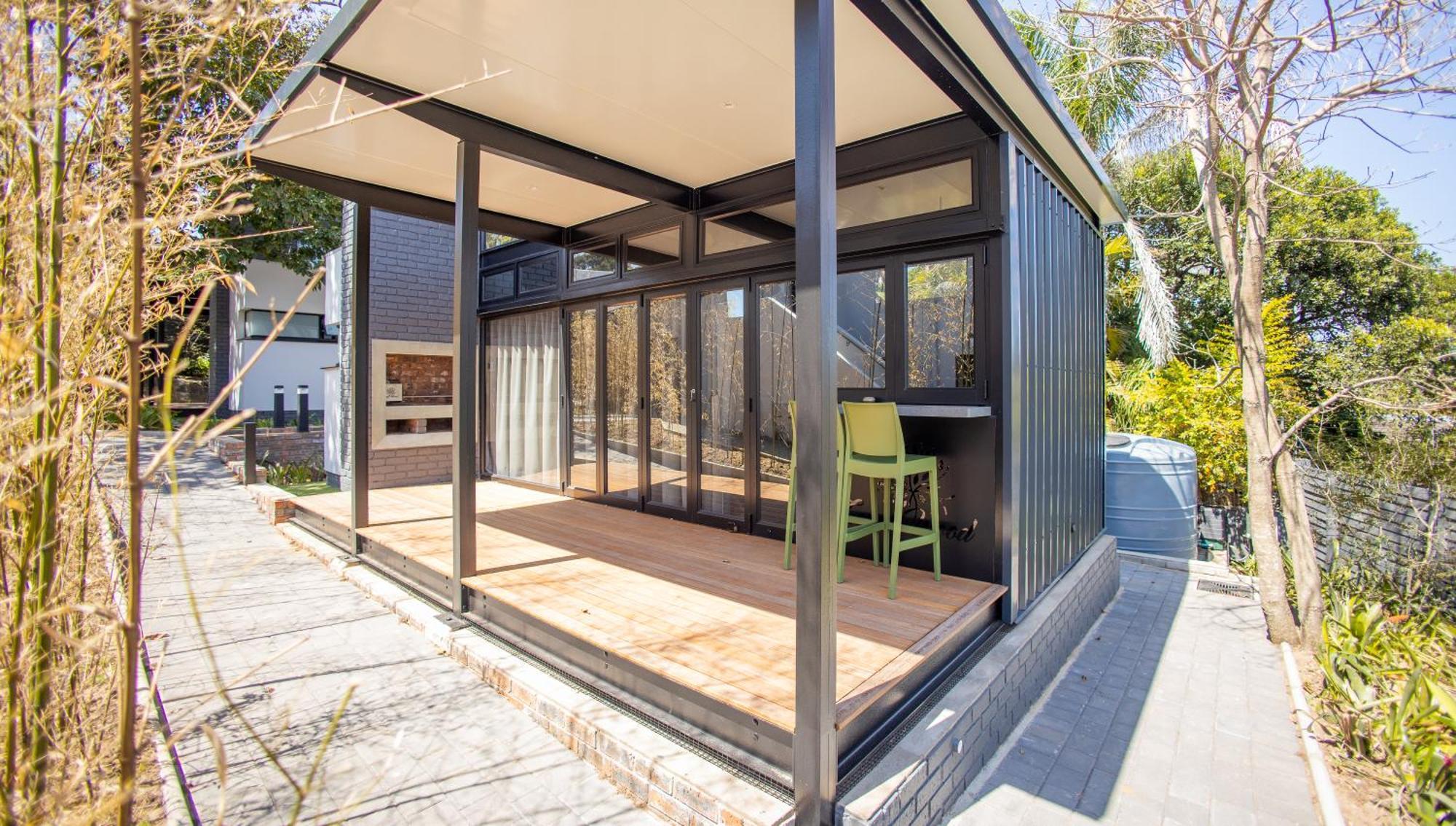 Coral Wood Self Catering Suites And B&B 东伦敦 外观 照片