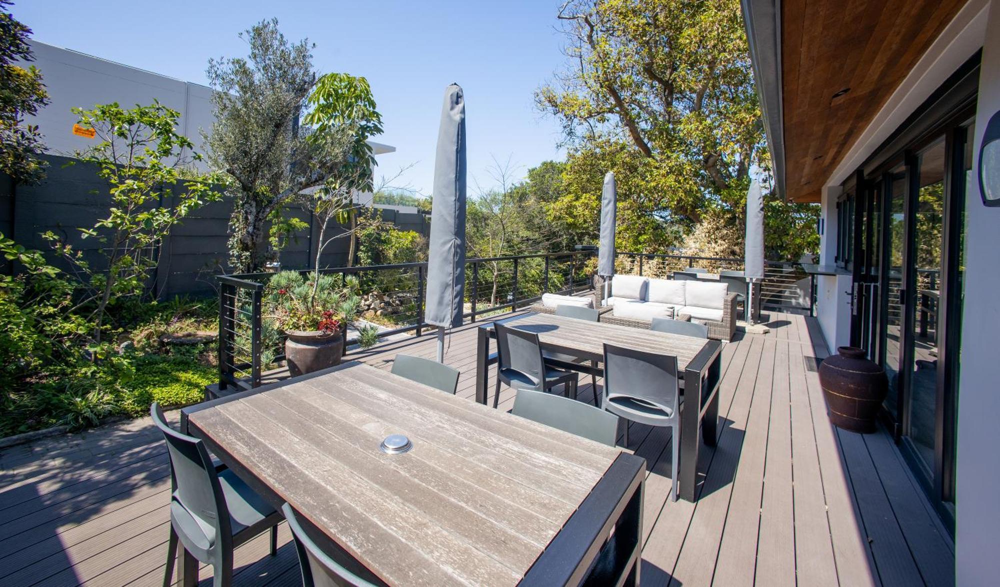 Coral Wood Self Catering Suites And B&B 东伦敦 外观 照片
